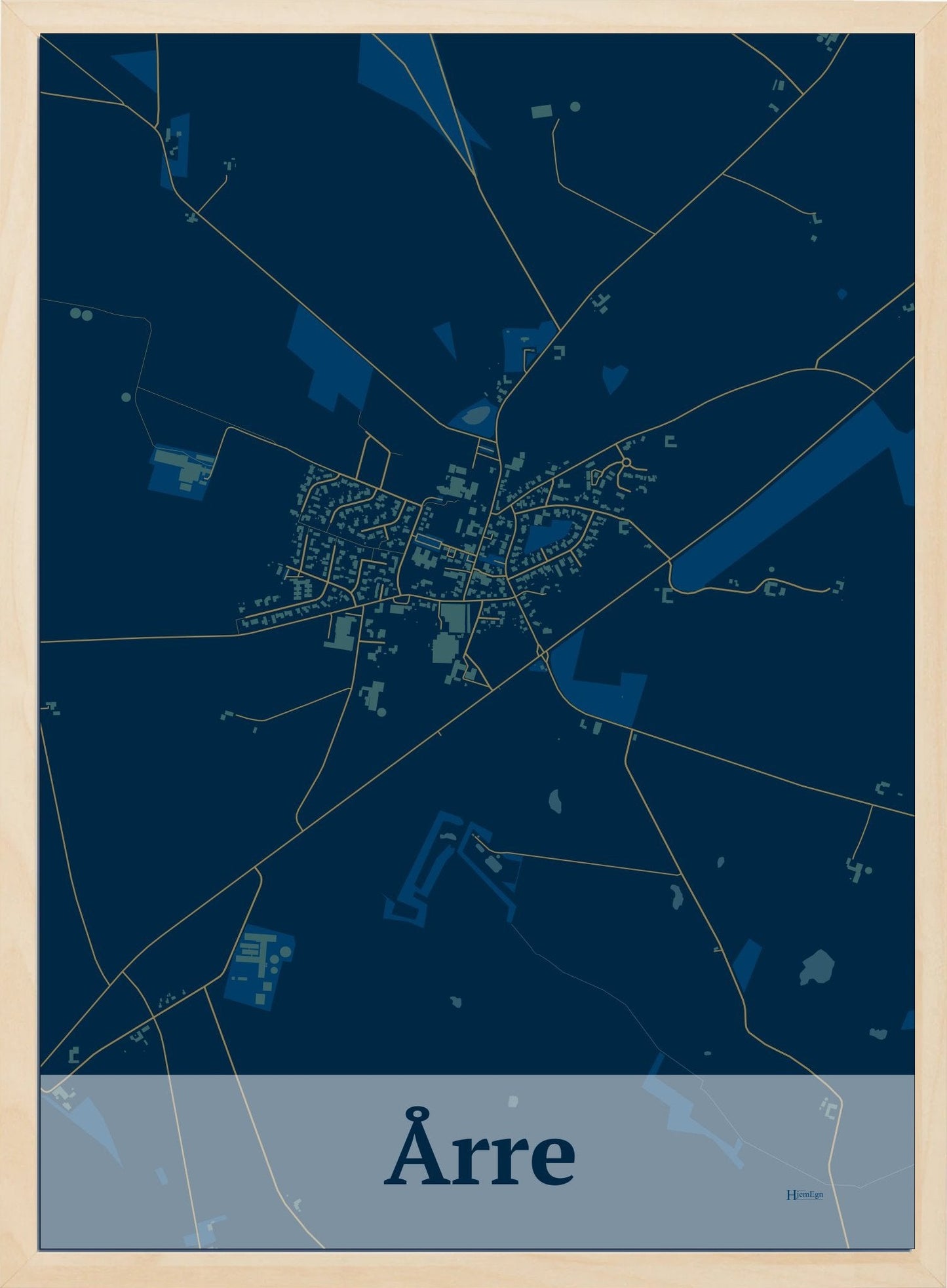 Årre plakat i mørk blå og HjemEgn.dk design firkantet. Design bykort for Årre