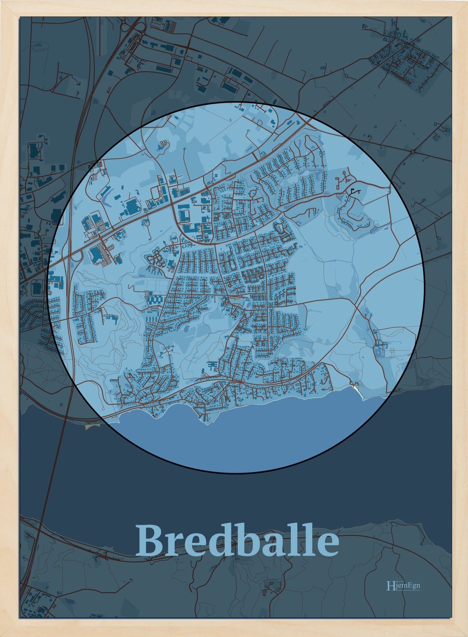Bredballe plakat i farve pastel blå og HjemEgn.dk design centrum. Design bykort for Bredballe