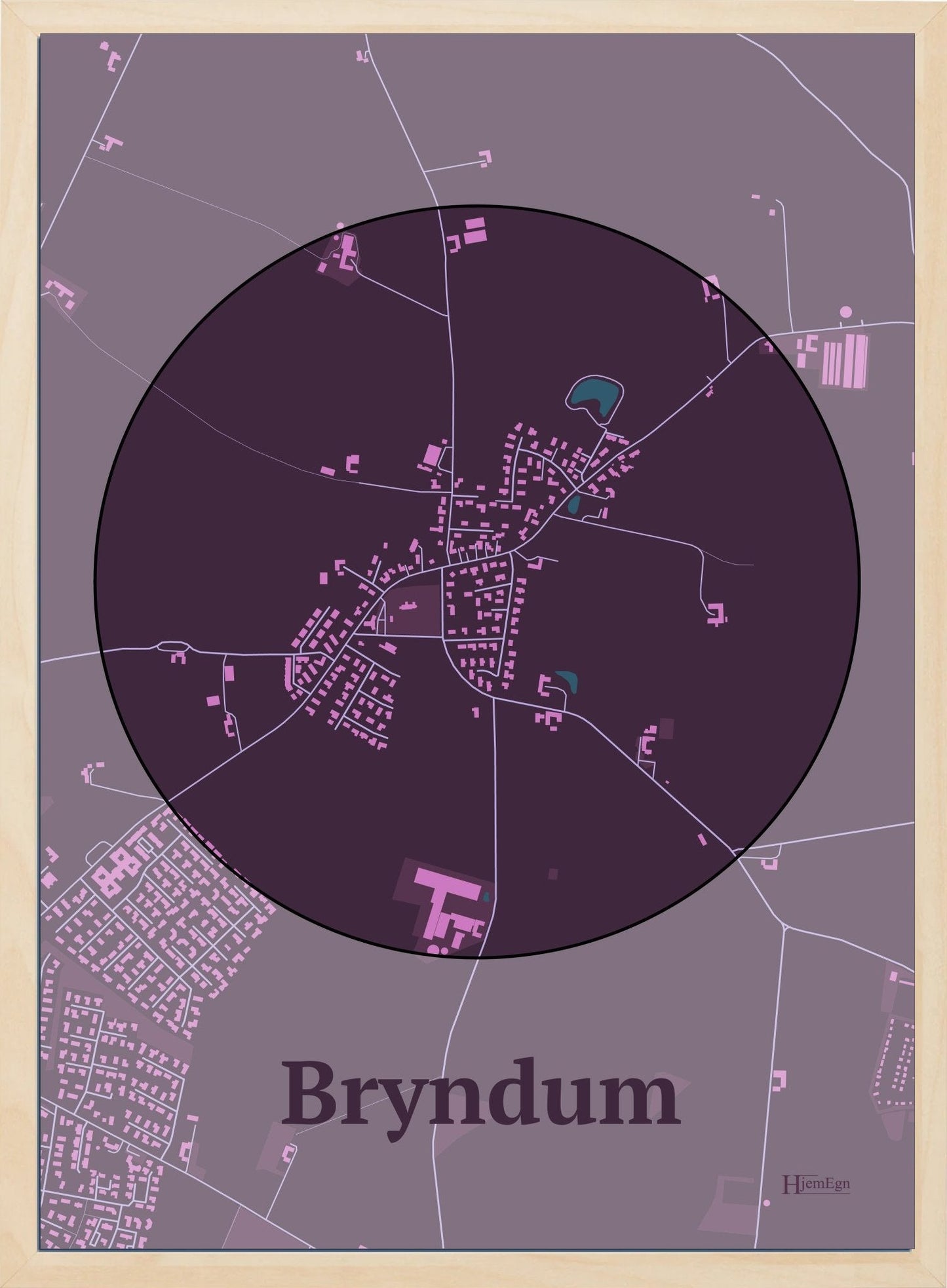 Bryndum plakat i farve mørk rød og HjemEgn.dk design centrum. Design bykort for Bryndum