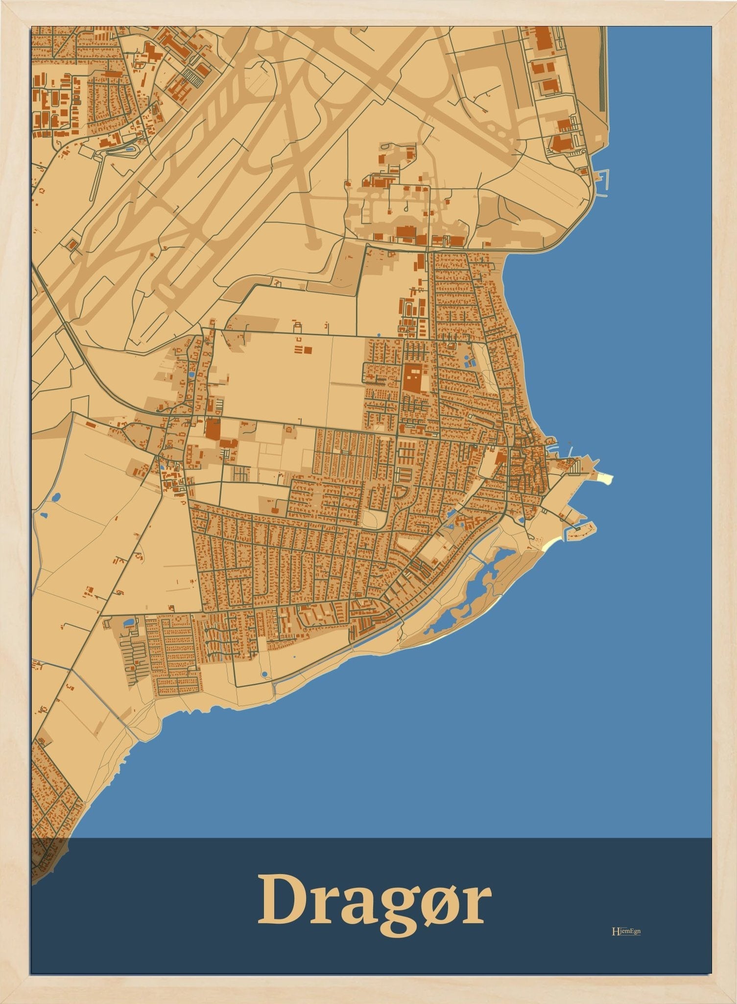 Dragør plakat i farve pastel brun og HjemEgn.dk design firkantet. Design bykort for Dragør