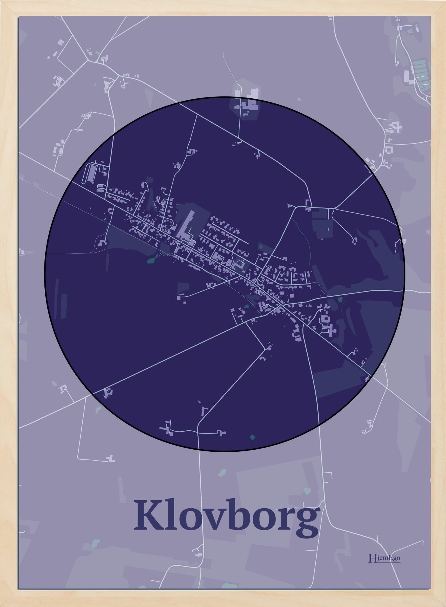 Klovborg plakat i farve mørk lilla og HjemEgn.dk design centrum. Design bykort for Klovborg