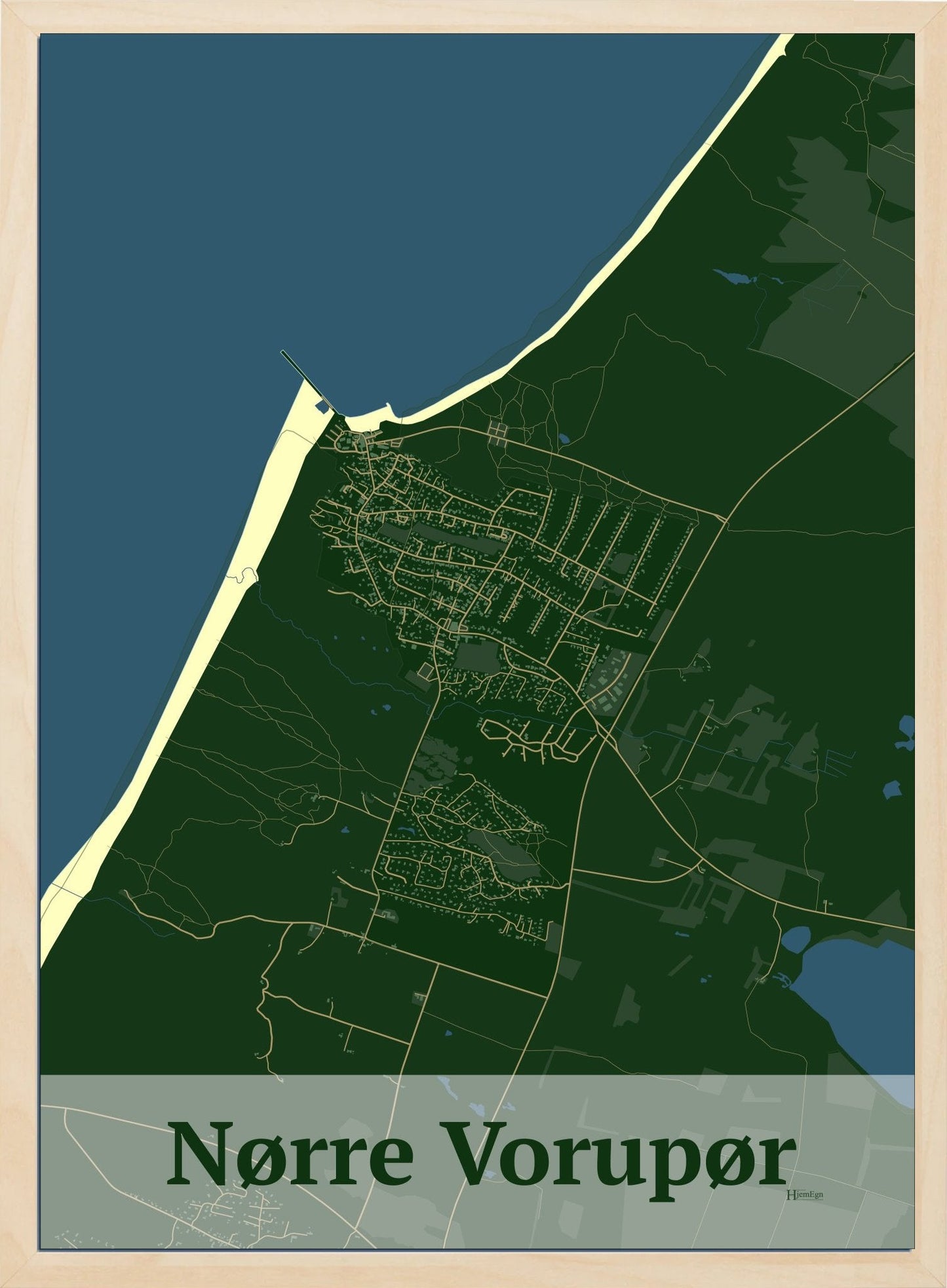 Nørre Vorupør plakat i farve mørk grøn og HjemEgn.dk design firkantet. Design bykort for Nørre Vorupør