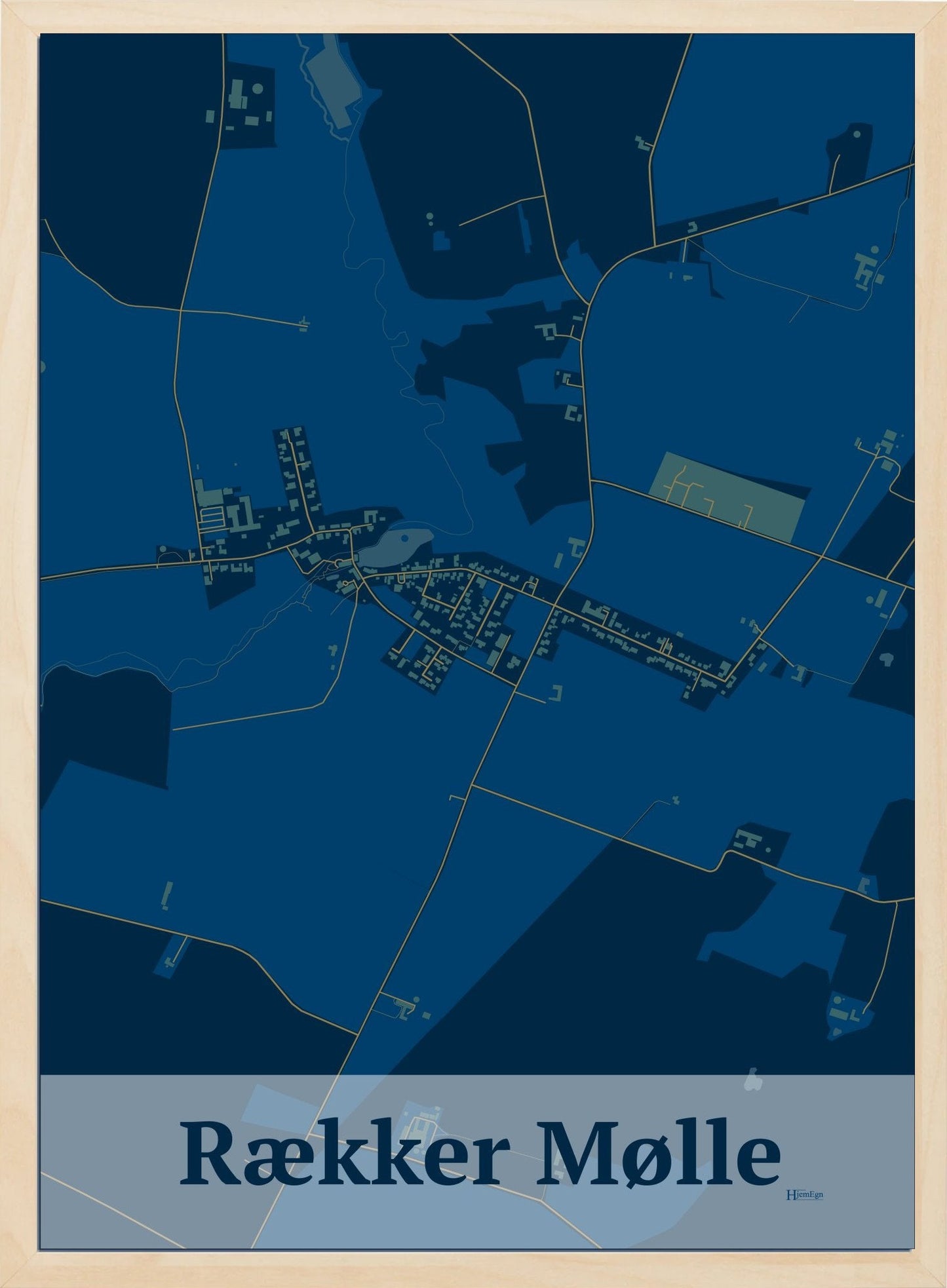 Rækker Mølle plakat i farve mørk blå og HjemEgn.dk design firkantet. Design bykort for Rækker Mølle