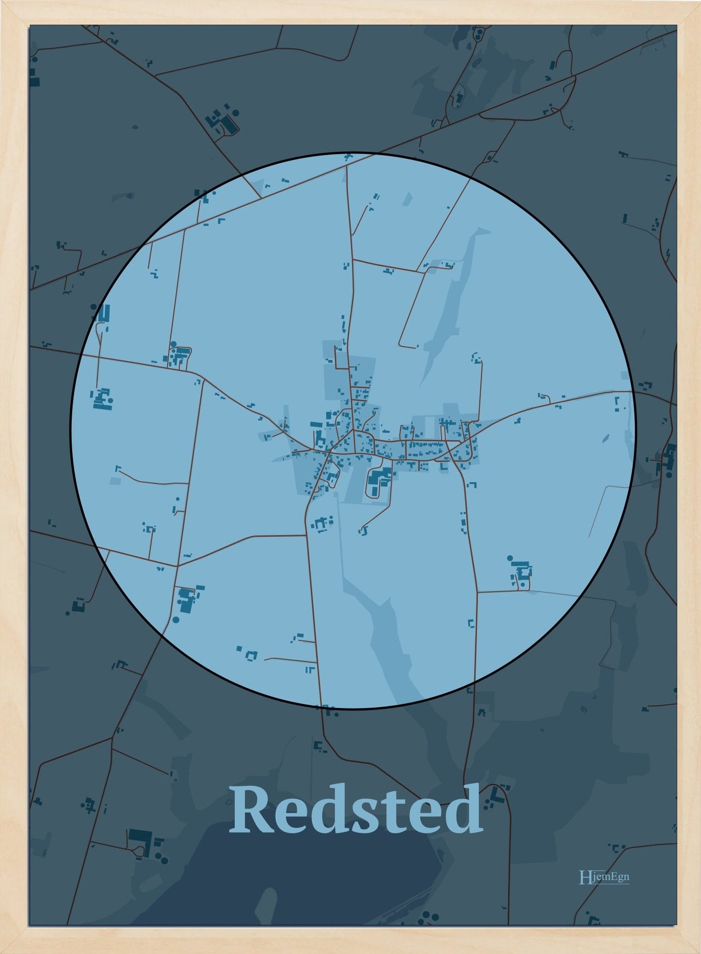 Redsted plakat i farve pastel blå og HjemEgn.dk design centrum. Design bykort for Redsted